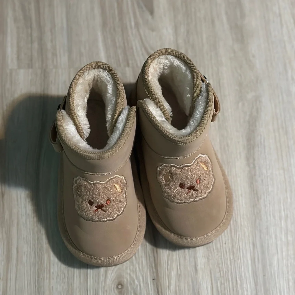 Toddler Teddy Bear Winter Boots – Size 26, Beige